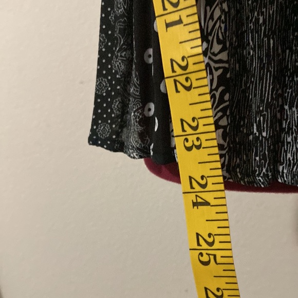 Piano pleated boho style sleeveless blouse blue, black & white SIze Medium - Picture 4 of 9